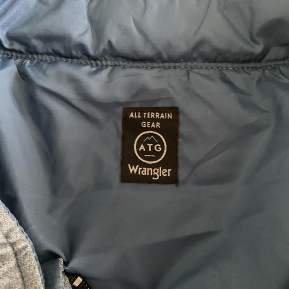All Terrain Gear x Wrangler Reversible Classic Vest Insulation Isolation Size XL - Picture 4 of 10